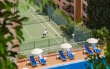 Tennis und Pool